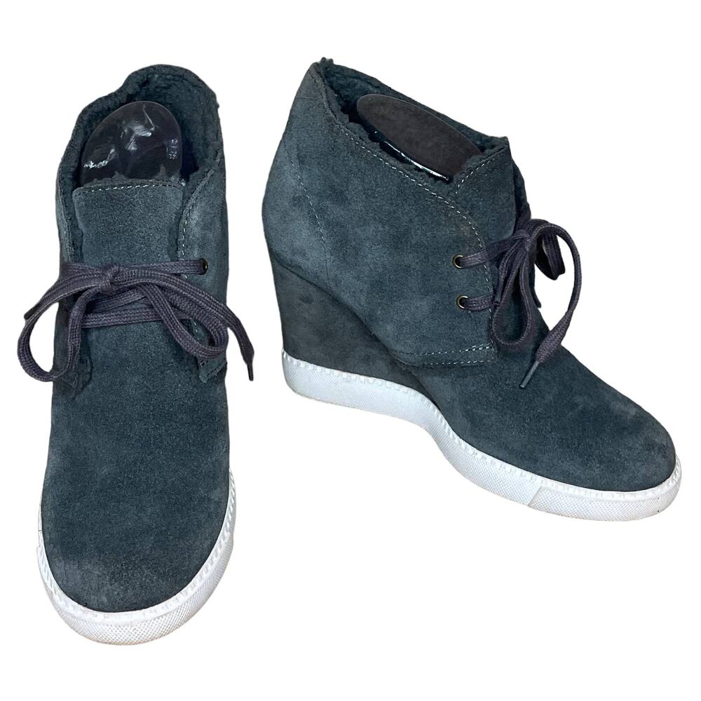 See By Chloe Lea Wedge Booties Ankle Boots Gray Suede Sherpa Size 38 8